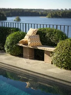 Chhatwal & Jonsson Ikat Bangalore Outdoor-Kissen 50x50 Cm, Beige/Shitake -Sommer Stil Boutique chhatwal jonsson ikat bangalore outdoor cushion 50x50 cm bg shitake 2