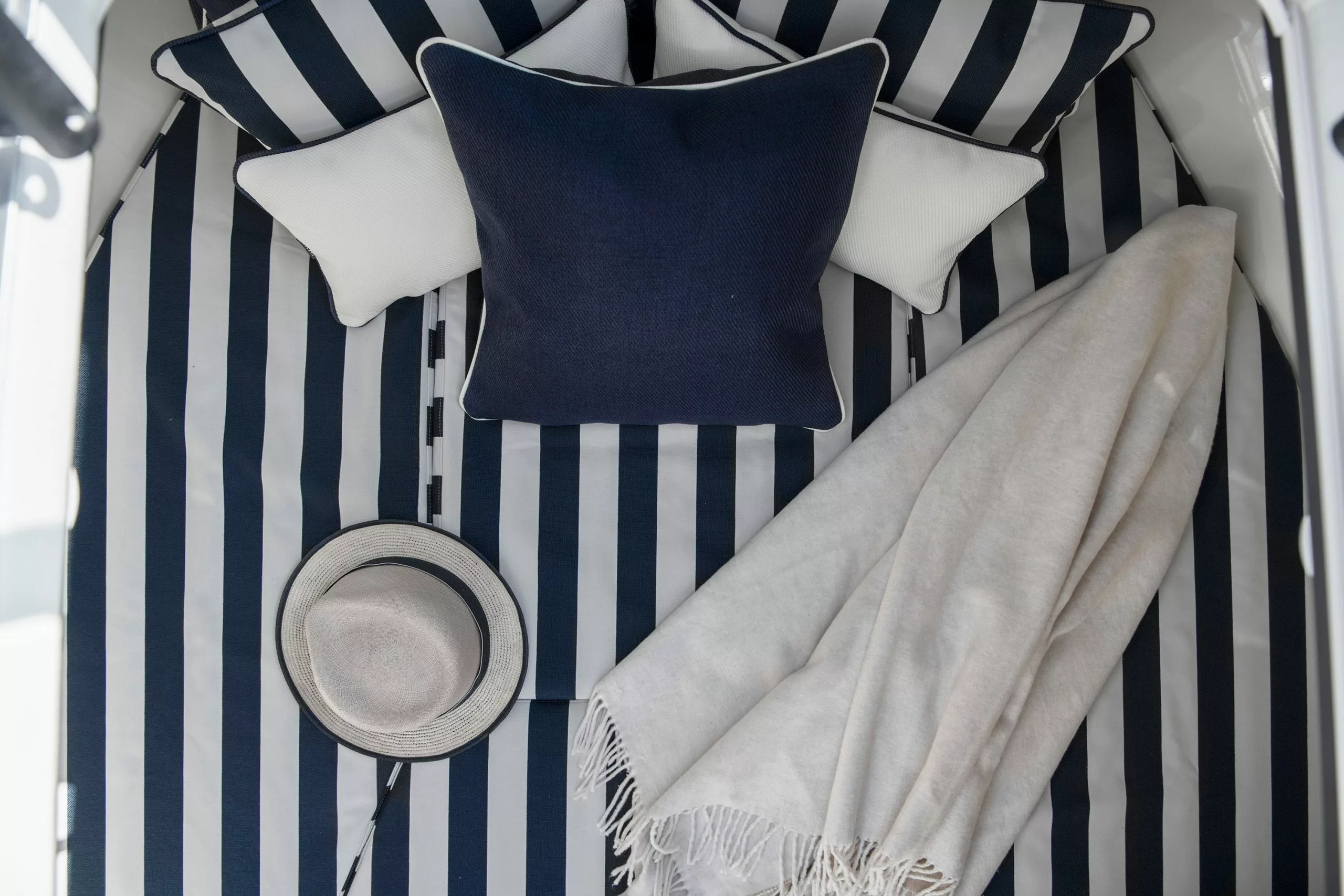 DIYTI Plain Kissen 45x45 Cm, Marineblau 5 DIYTI Plain Kissen 45x45 Cm, Marineblau – Bild 3