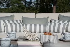 DIYTI Wide Stripe Kissen 25x45 Cm, Grau -Sommer Stil Boutique diyti wide stripe cushion 25x45 cm 2