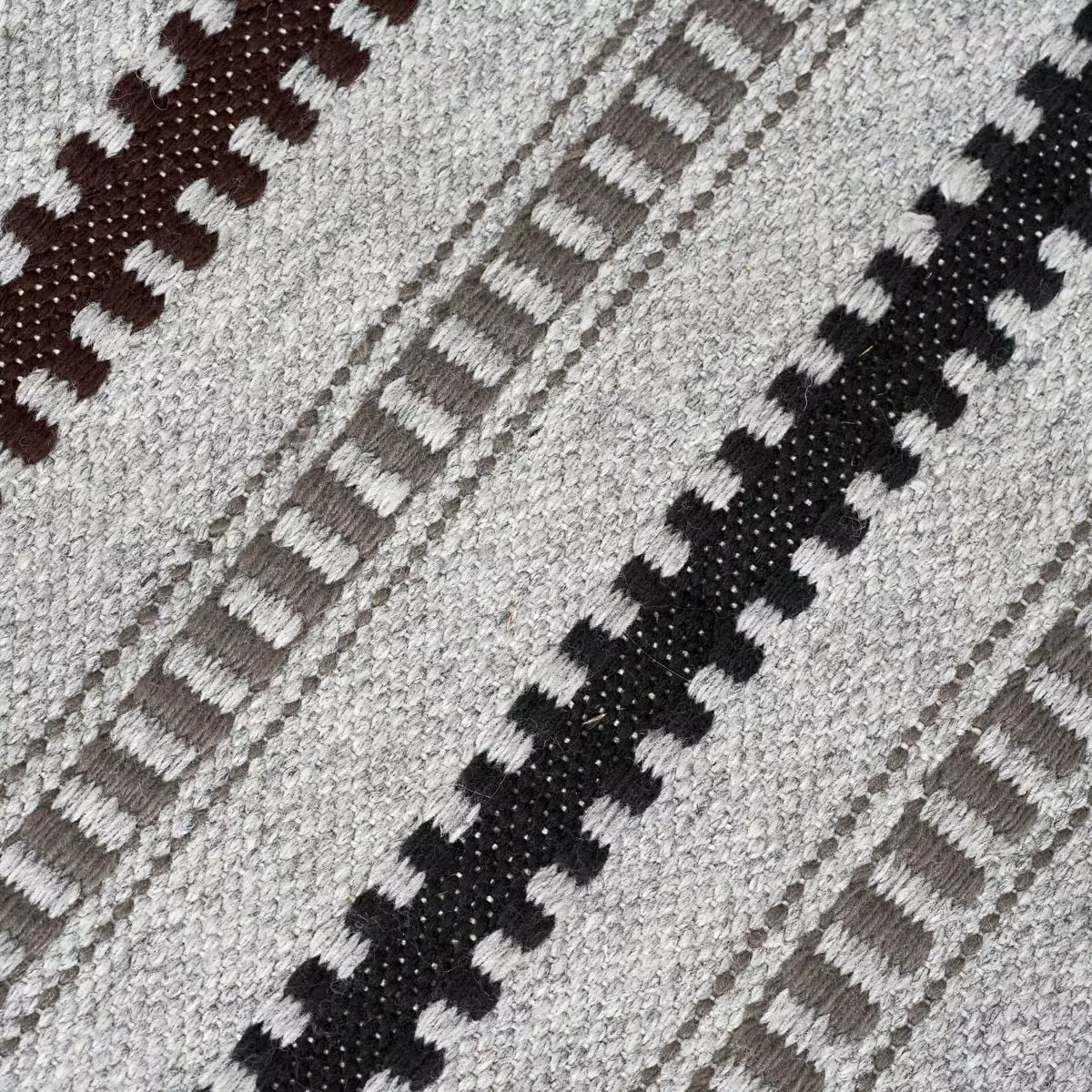 House Doctor Ciero Teppich Hellgrau, 140x200 Cm 6 House Doctor Ciero Teppich Hellgrau, 140x200 Cm – Bild 4