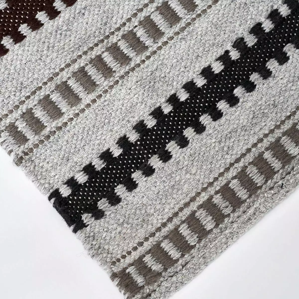 House Doctor Ciero Teppich Hellgrau, 140x200 Cm 7 House Doctor Ciero Teppich Hellgrau, 140x200 Cm – Bild 5