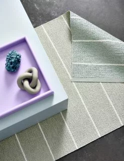 Pappelina Carl Teppich Sage/Seagrass, 70x180 Cm -Sommer Stil Boutique pappelina carl teppich salbei seegras 1 1