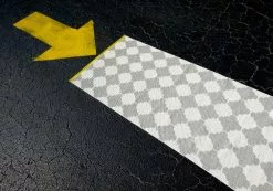 Pappelina Marre Matte 70x225 Cm, Warm Grey/Vanilla/Mustard -Sommer Stil Boutique pappelina marre matte 70x150 cm warm grey vanilla mustard 3 1