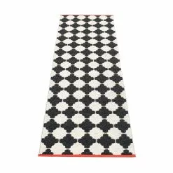 Pappelina Marre Matte 70x300 Cm, Black/Vanilla/Coral