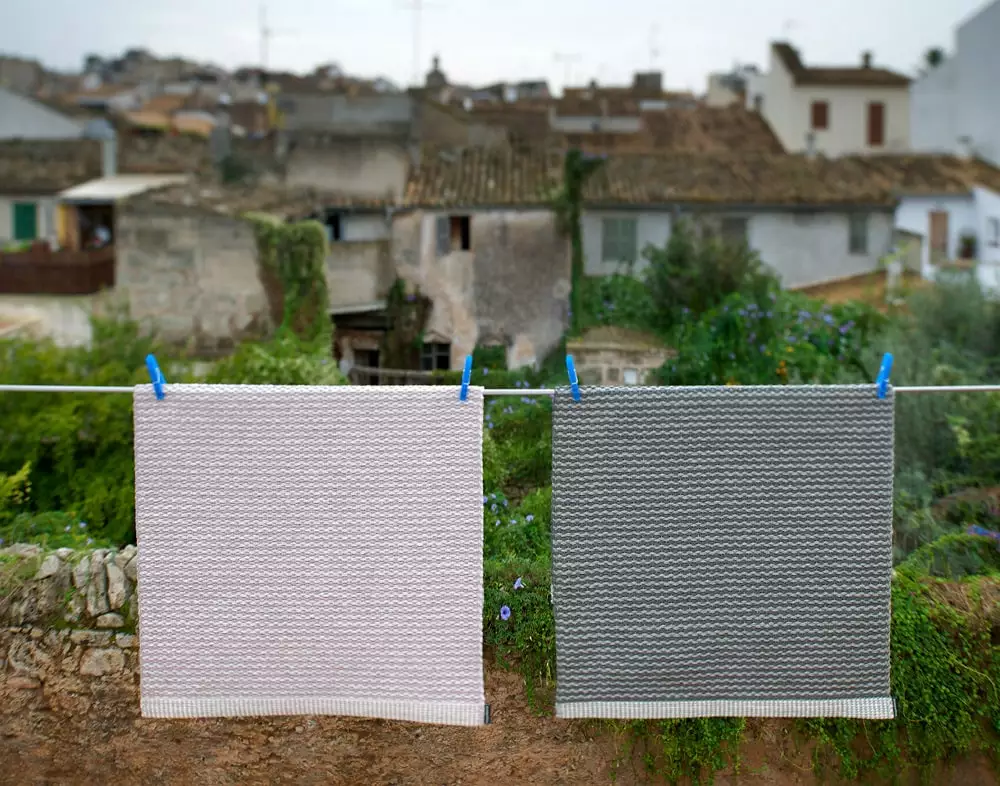 Pappelina Mono Matte 60x250cm, Fossil Grey/Warm Grey 6 Pappelina Mono Matte 60x250cm, Fossil Grey/Warm Grey – Bild 4