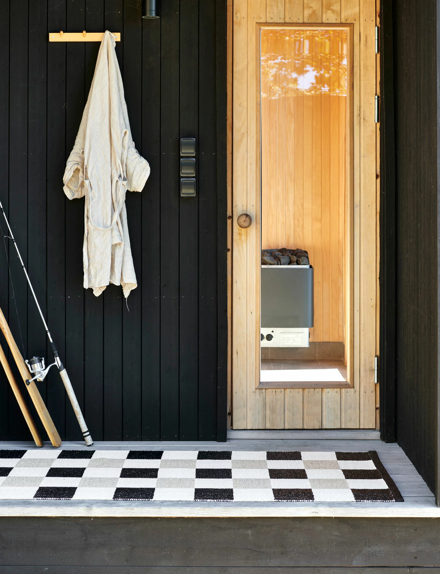 Pappelina Pix Teppich Schwarz / Vanilla / Beige, 70x300 Cm 6 Pappelina Pix Teppich Schwarz / Vanilla / Beige, 70x300 Cm – Bild 4