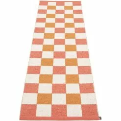 Pappelina Pix Rug Flamingo / Vanilla / Light Orange, 70x240 Cm