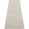 Pappelina Randy Teppich Warm Grey/ Vanilla, 70x225 Cm 1 Pappelina Randy Teppich Warm Grey/ Vanilla, 70x225 Cm -Sommer Stil Boutique pappelina randy teppich warm grey vanilla 3
