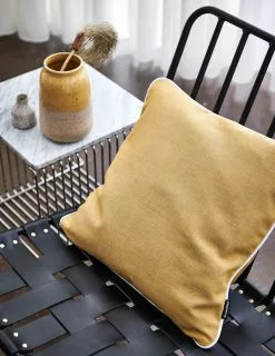 Pappelina Sunny Kissen Bernsteingelb, 44x44 Cm -Sommer Stil Boutique pappelina sunny cushion amber 2