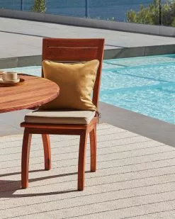 Pappelina Sunny Kissen Bernsteingelb, 44x44 Cm -Sommer Stil Boutique pappelina sunny cushion amber 3